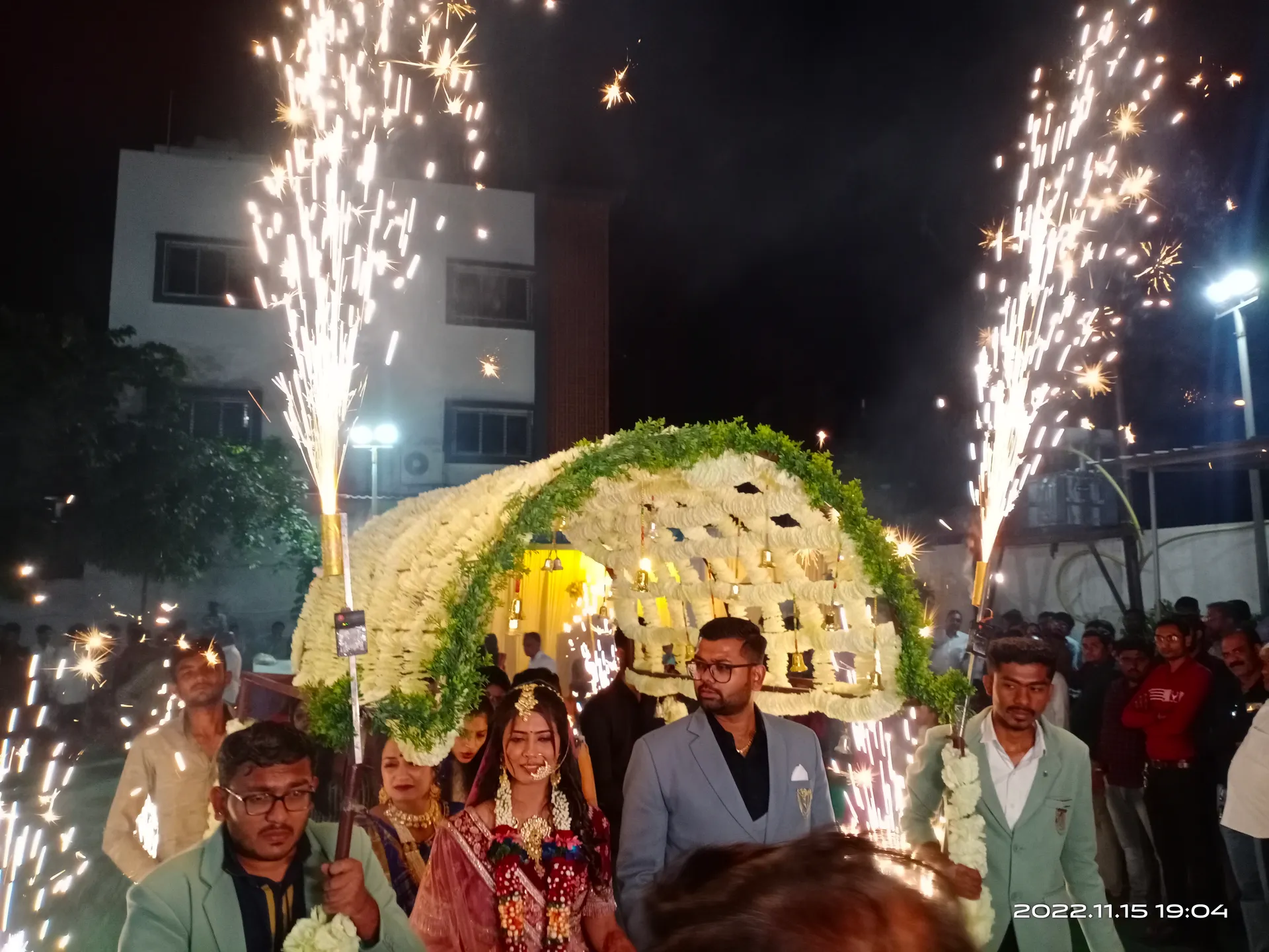 Bridal Entry Doli — bridal-theme-06