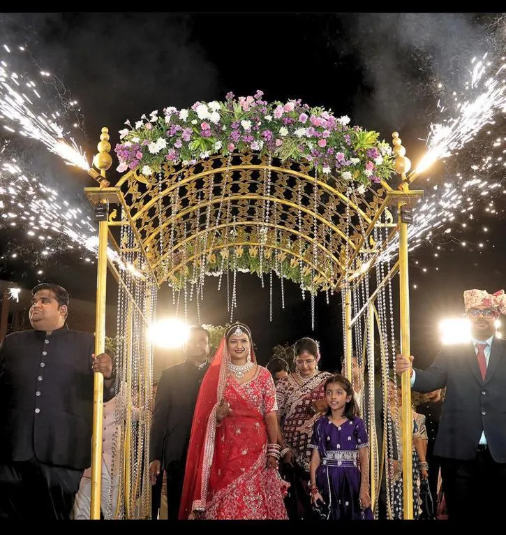 Bridal Entry Doli — bridal-theme-08