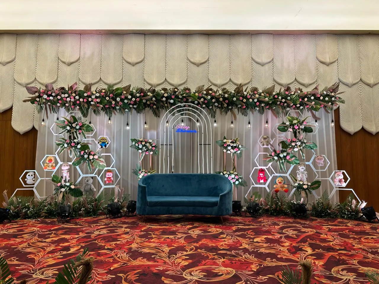 Engagement — engagement-theme-44