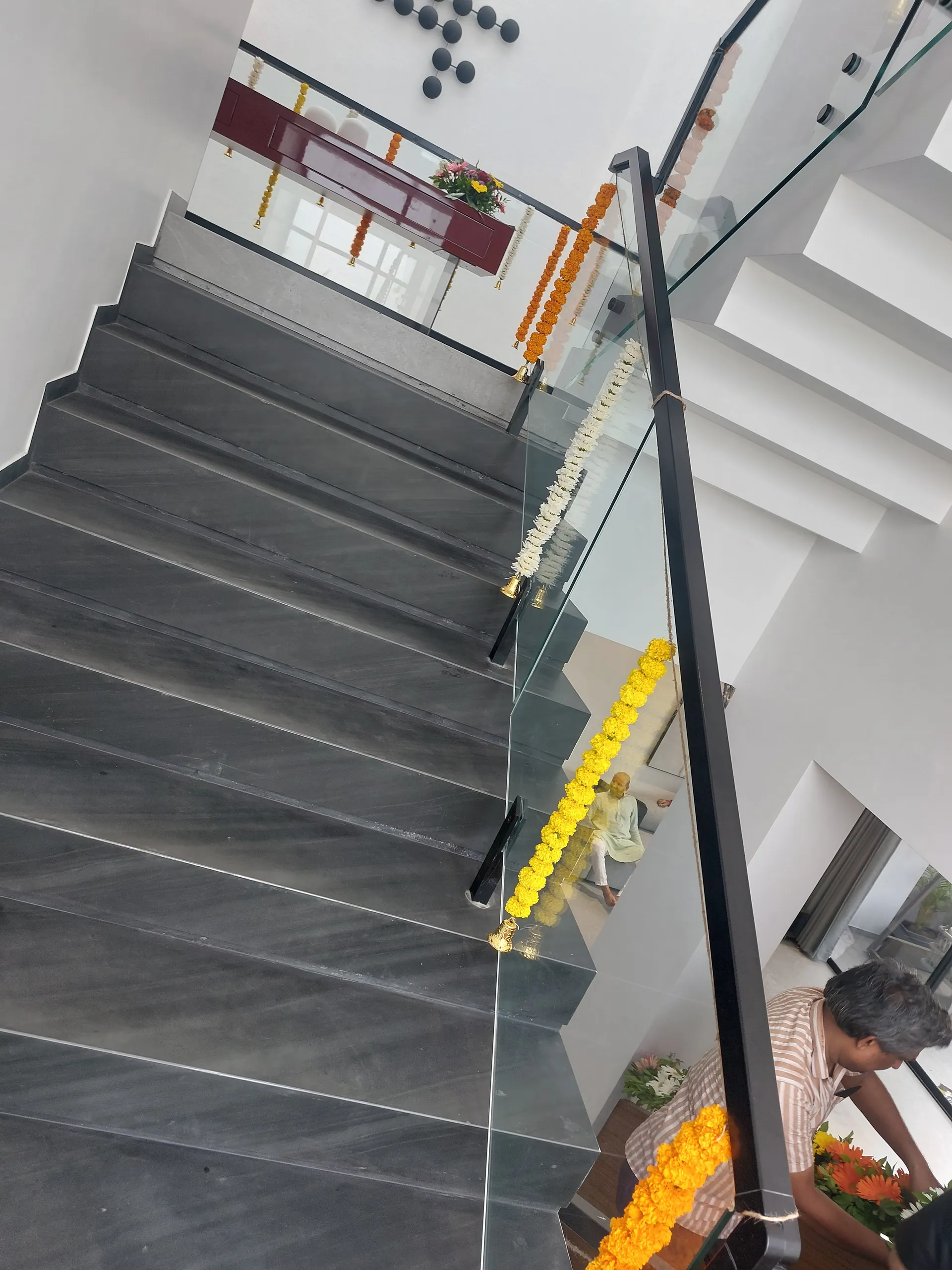 Home and Vastu — home-theme-06