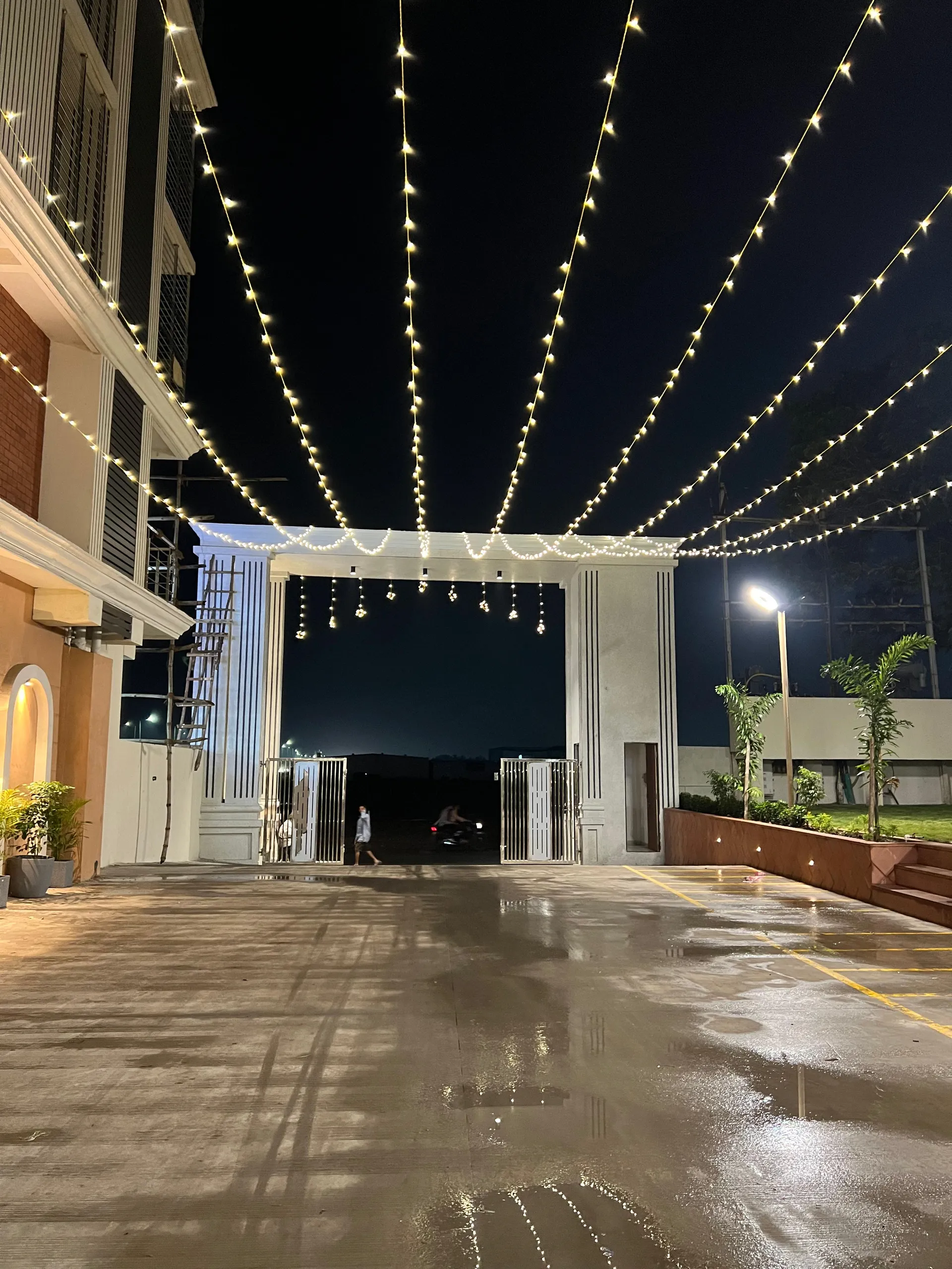 Light Decoration  — light-theme-01