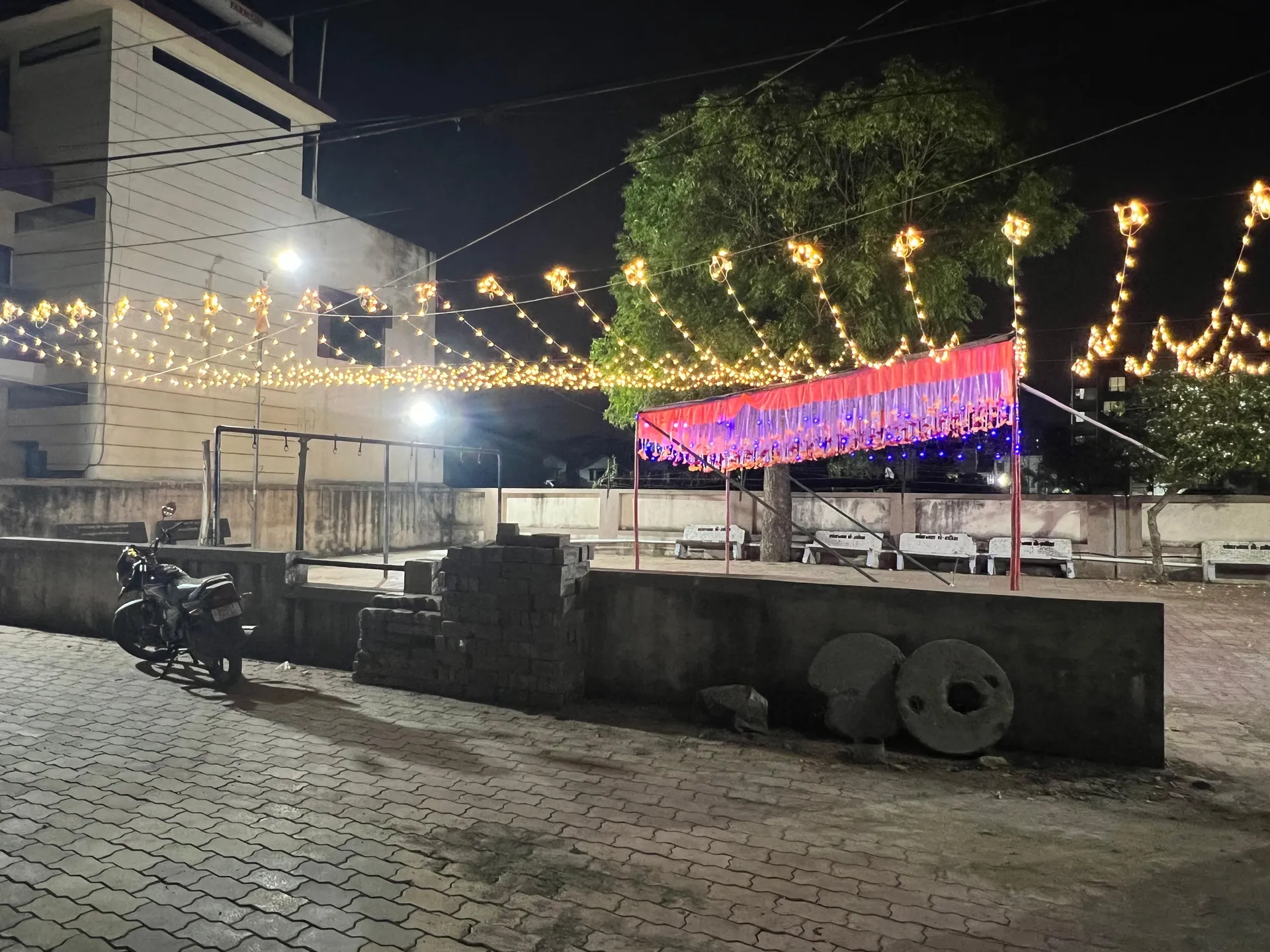 Light Decoration  — light-theme-06